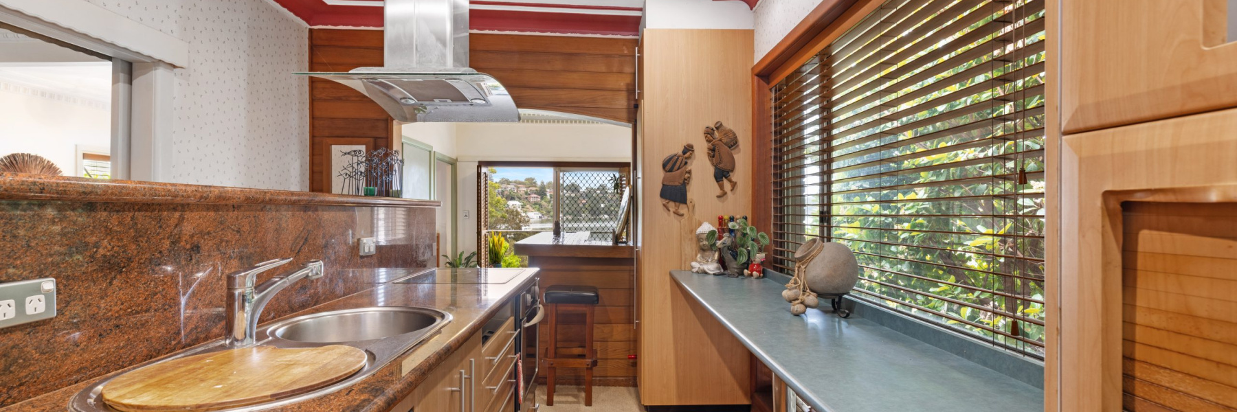 8 Green Point Road, OYSTER BAY, NSW 2225 AUS