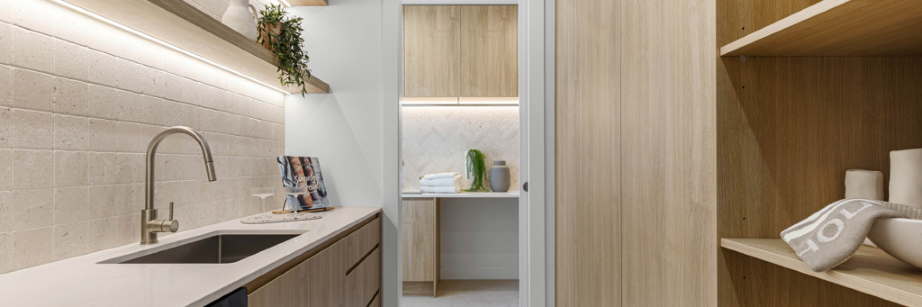 24 Dameeli Avenue, KIRRAWEE, NSW 2232 AUS