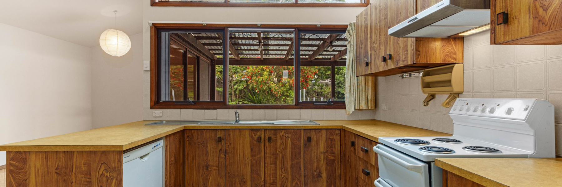 10 Emerald Place, GRAYS POINT, NSW 2232 AUS