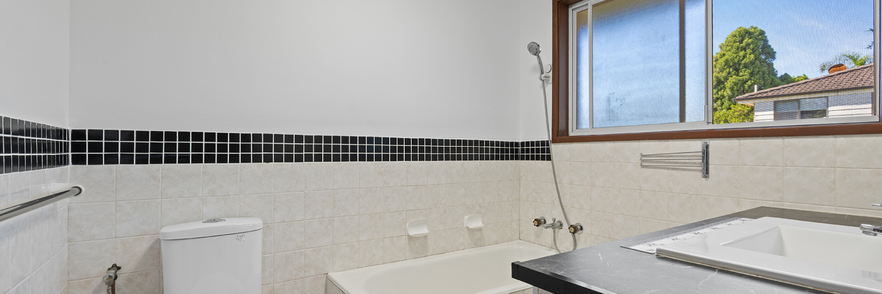 37 Milburn Road, GYMEA, NSW 2227 AUS