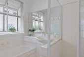 26 Bandain Avenue, KAREELA, NSW 2232 AUS