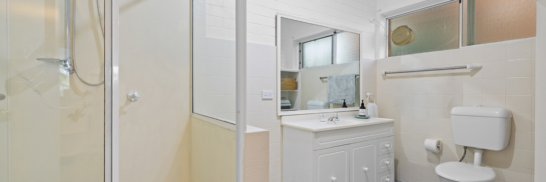 26 Bandain Avenue, KAREELA, NSW 2232 AUS