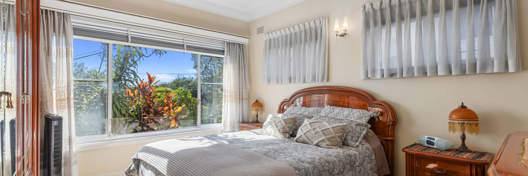 82 Holt Road, TAREN POINT, NSW 2229 AUS