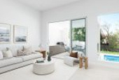 8B Pines Parade, GYMEA, NSW 2227 AUS
