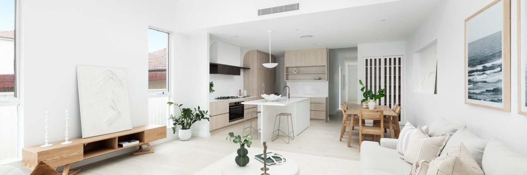 8B Pines Parade, GYMEA, NSW 2227 AUS