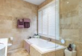 178 Ellesmere Road, GYMEA BAY, NSW 2227 AUS