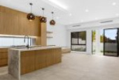 10A Pines Parade, GYMEA, NSW 2227 AUS