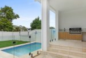 10A Pines Parade, GYMEA, NSW 2227 AUS