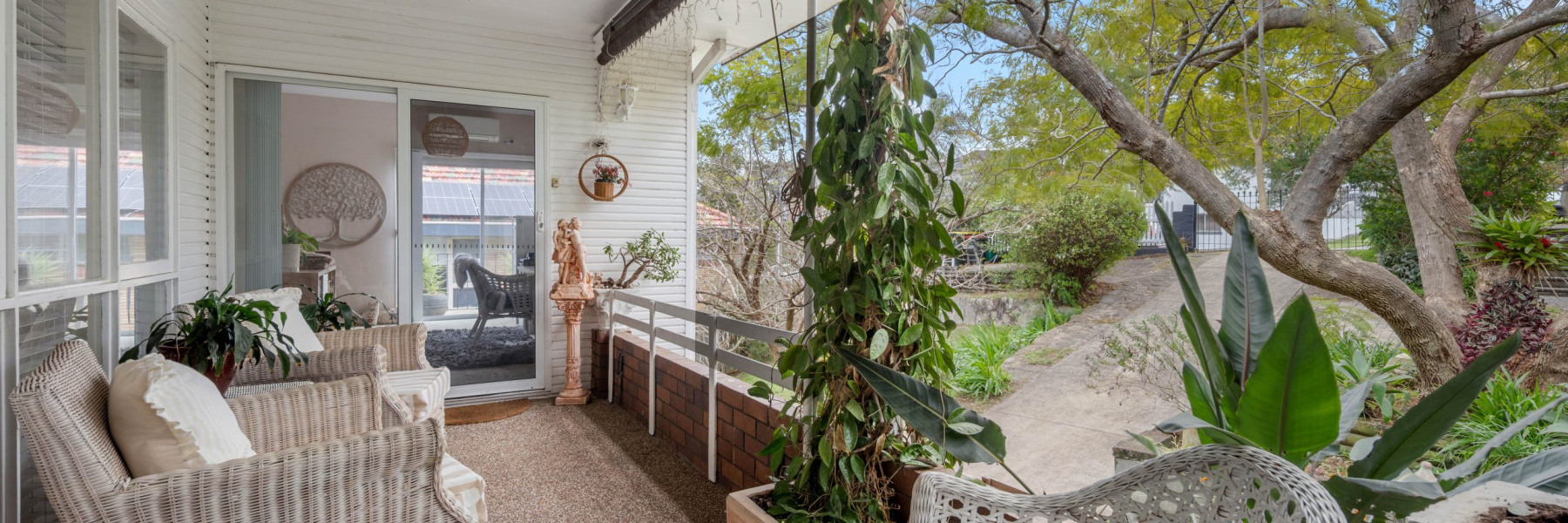 10 Moyran Parade, GRAYS POINT, NSW 2232 AUS