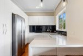 10 Moyran Parade, GRAYS POINT, NSW 2232 AUS