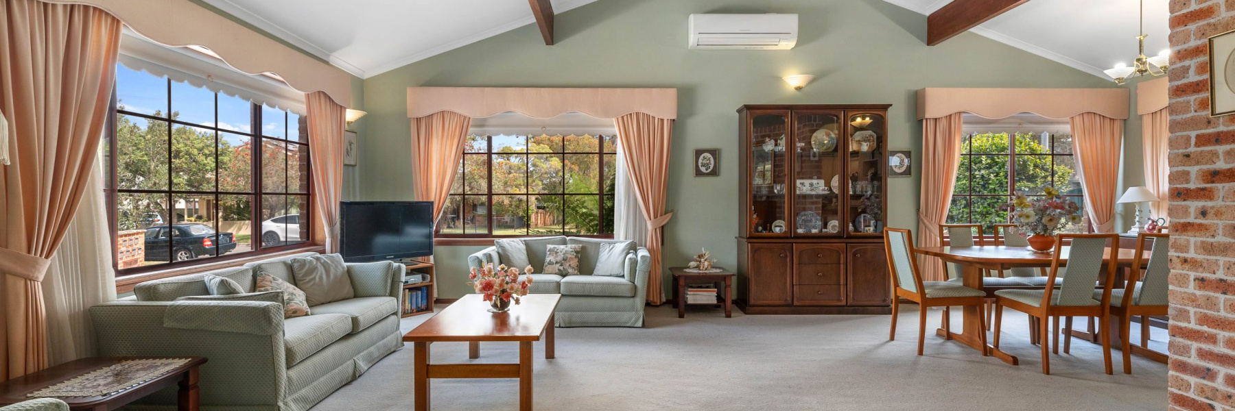 1/25-27 First Avenue, GYMEA BAY, NSW 2227 AUS