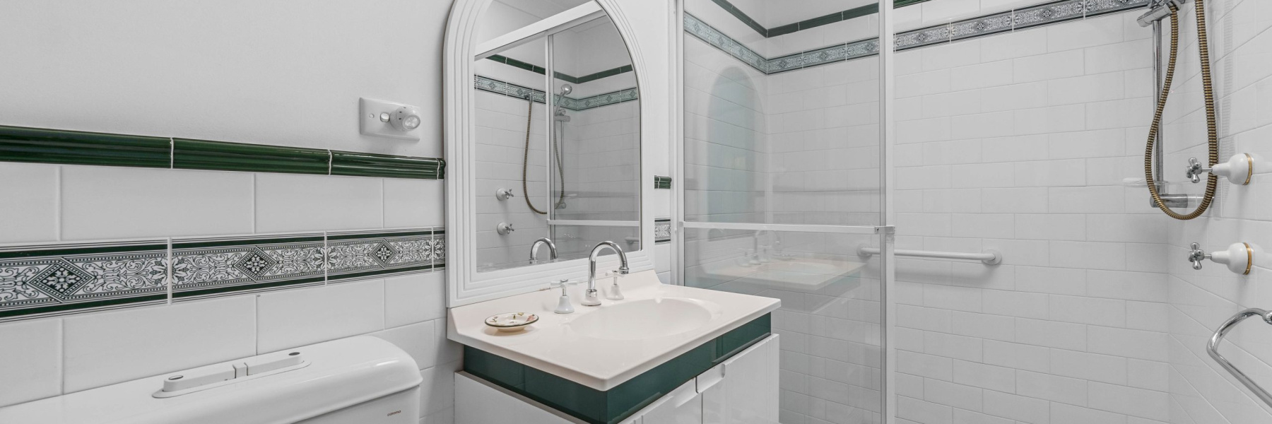 1/25-27 First Avenue, GYMEA BAY, NSW 2227 AUS